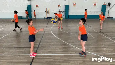 记者：西海岸外援戴维森返回巴西接受鼻梁手术，恢复期3个月