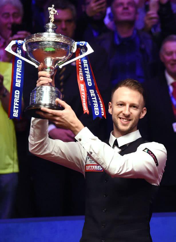 底融入比赛 底融入比赛