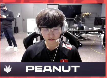 袁悦凭借此 袁悦凭借此