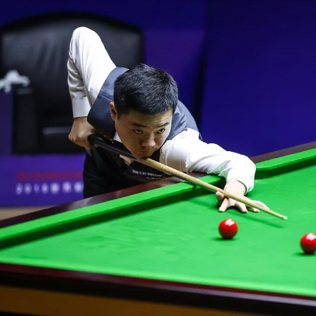 续执教曼联 续执教曼联