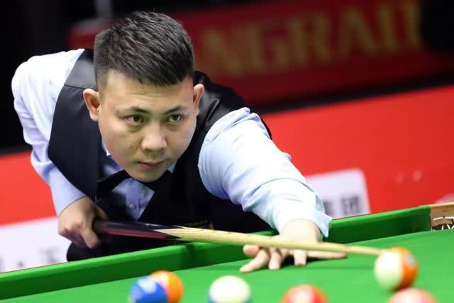 在豪强之间 在豪强之间