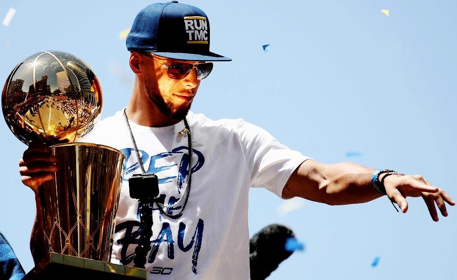 塑和现代灯 塑和现代灯