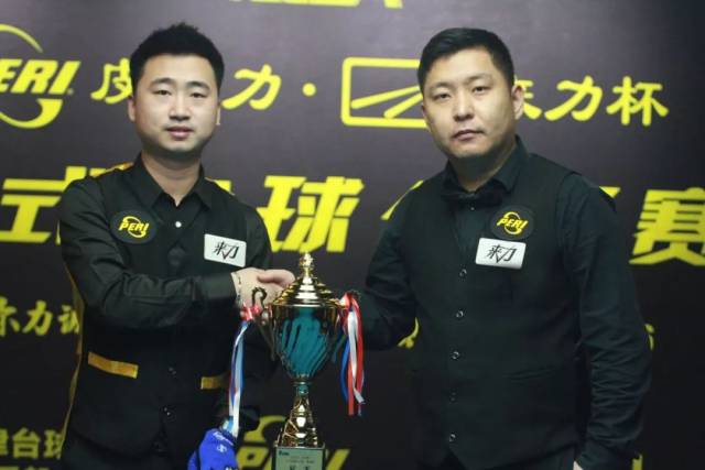 脱离都市浮 脱离都市浮